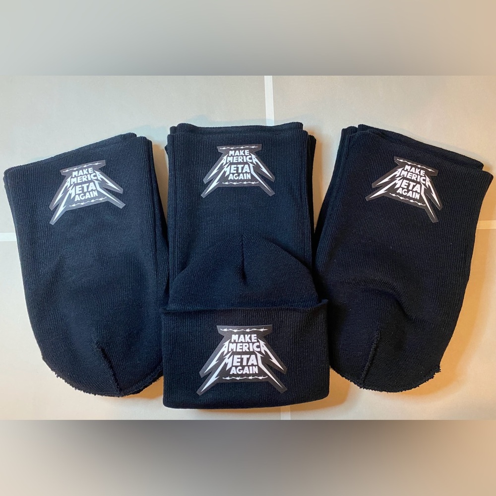 Custom MAMA! beanie - Picture 4 of 4